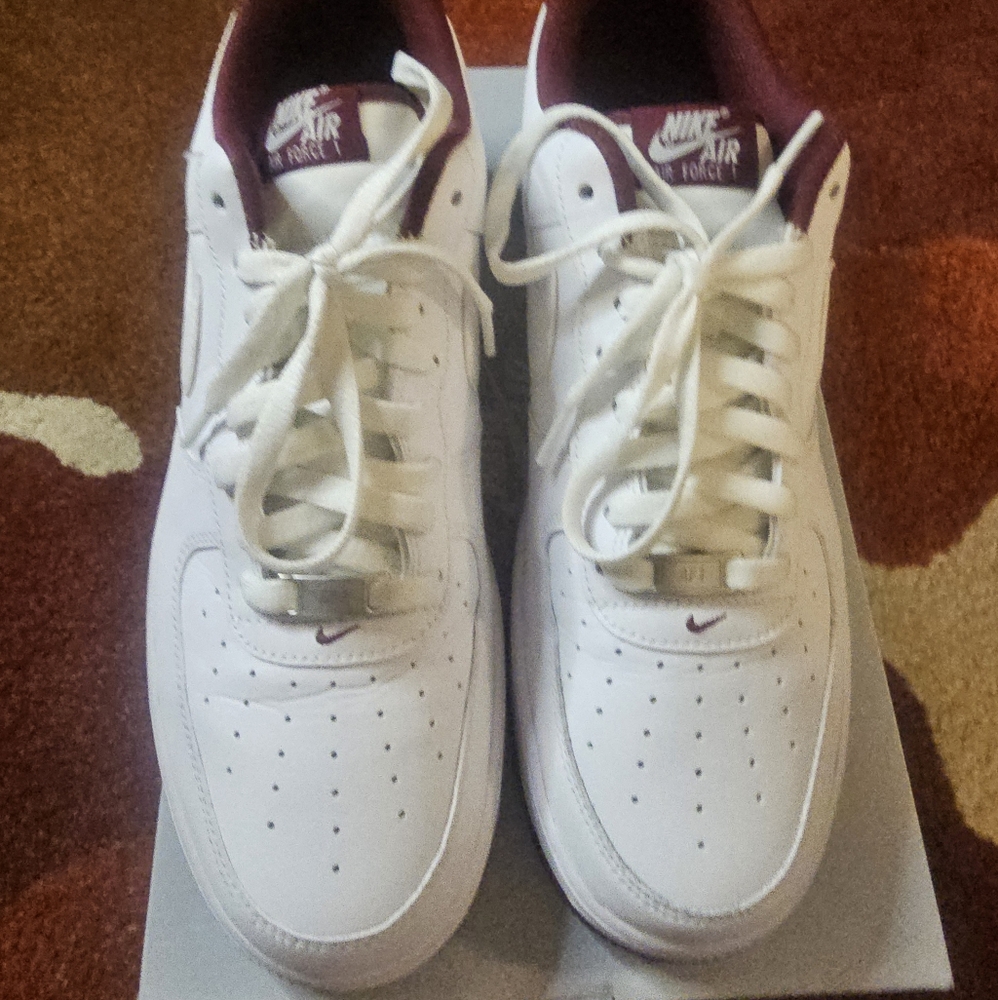 Nike Air Force 1 Men's White and Burgundy Shoes